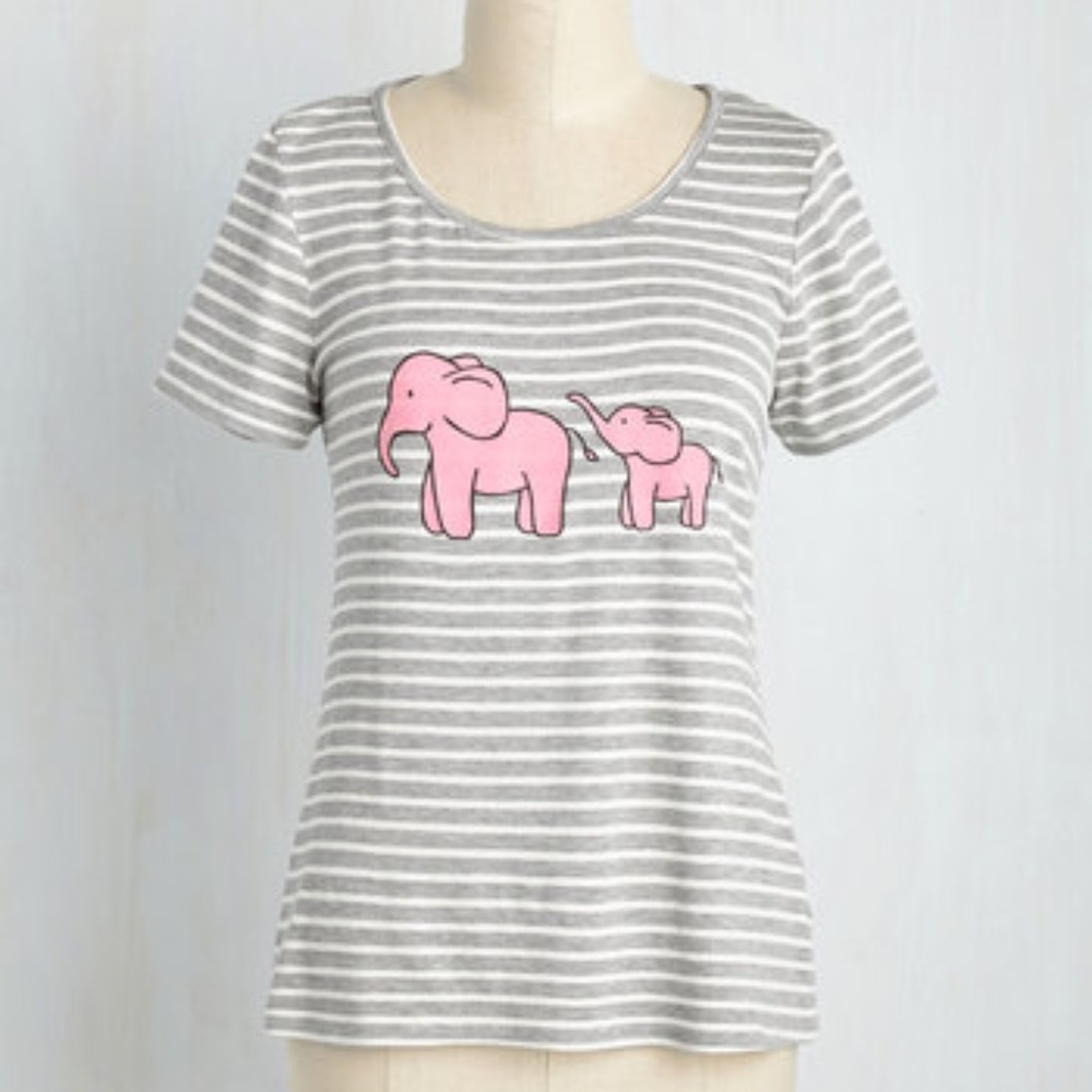 Modcloth "Honey I trunk the kids" tshirt szXS